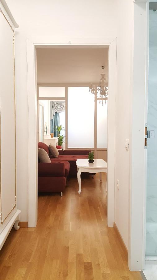 E&E Apartments 4* Arena Stozice Ljubljana Buitenkant foto