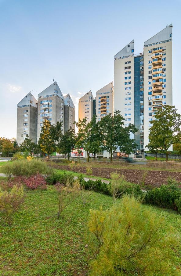 E&E Apartments 4* Arena Stozice Ljubljana Buitenkant foto